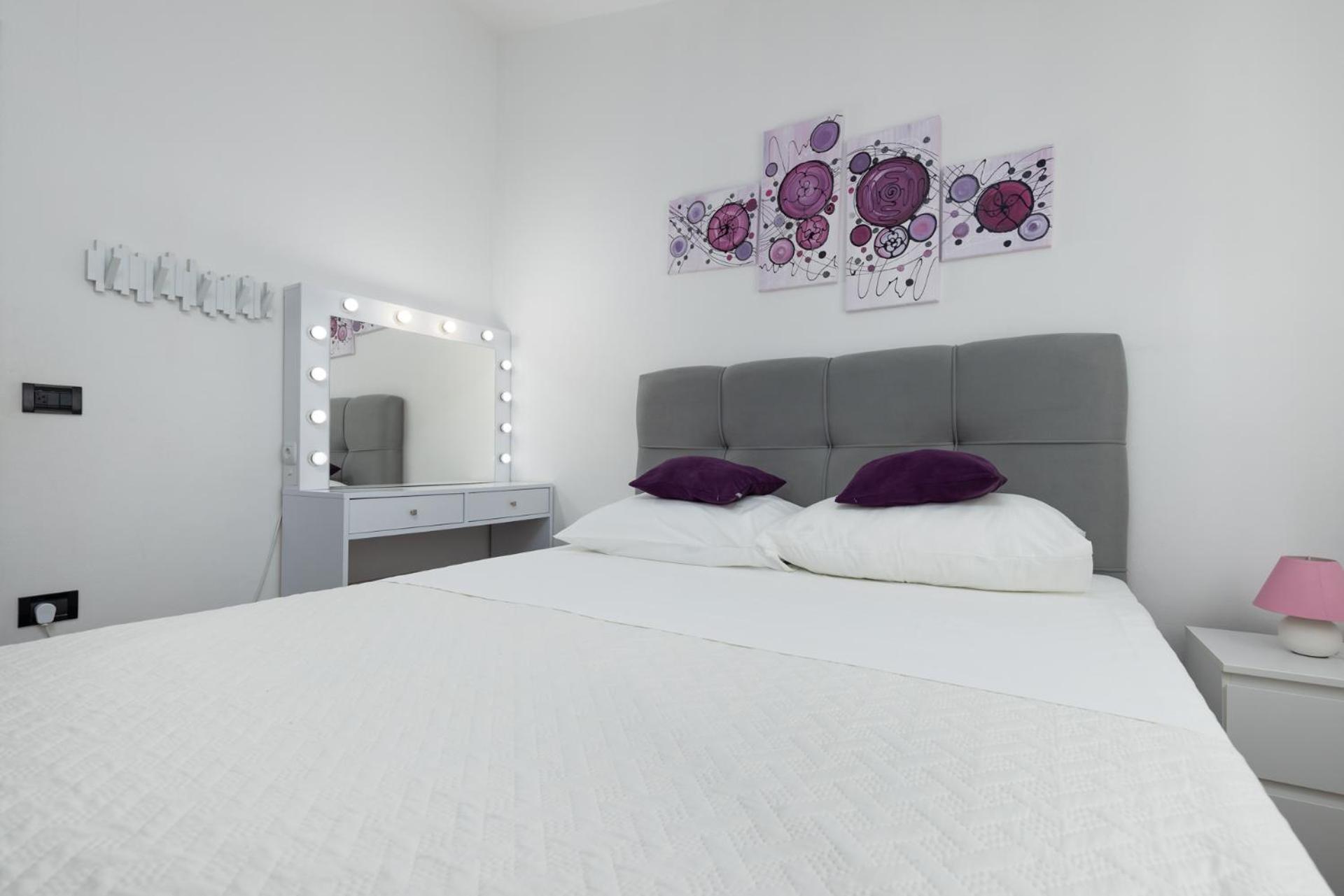Toni & Julija Apartment โปเรช ภายนอก รูปภาพ